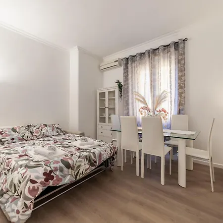 Happy Haven - Your Away From Apartmán